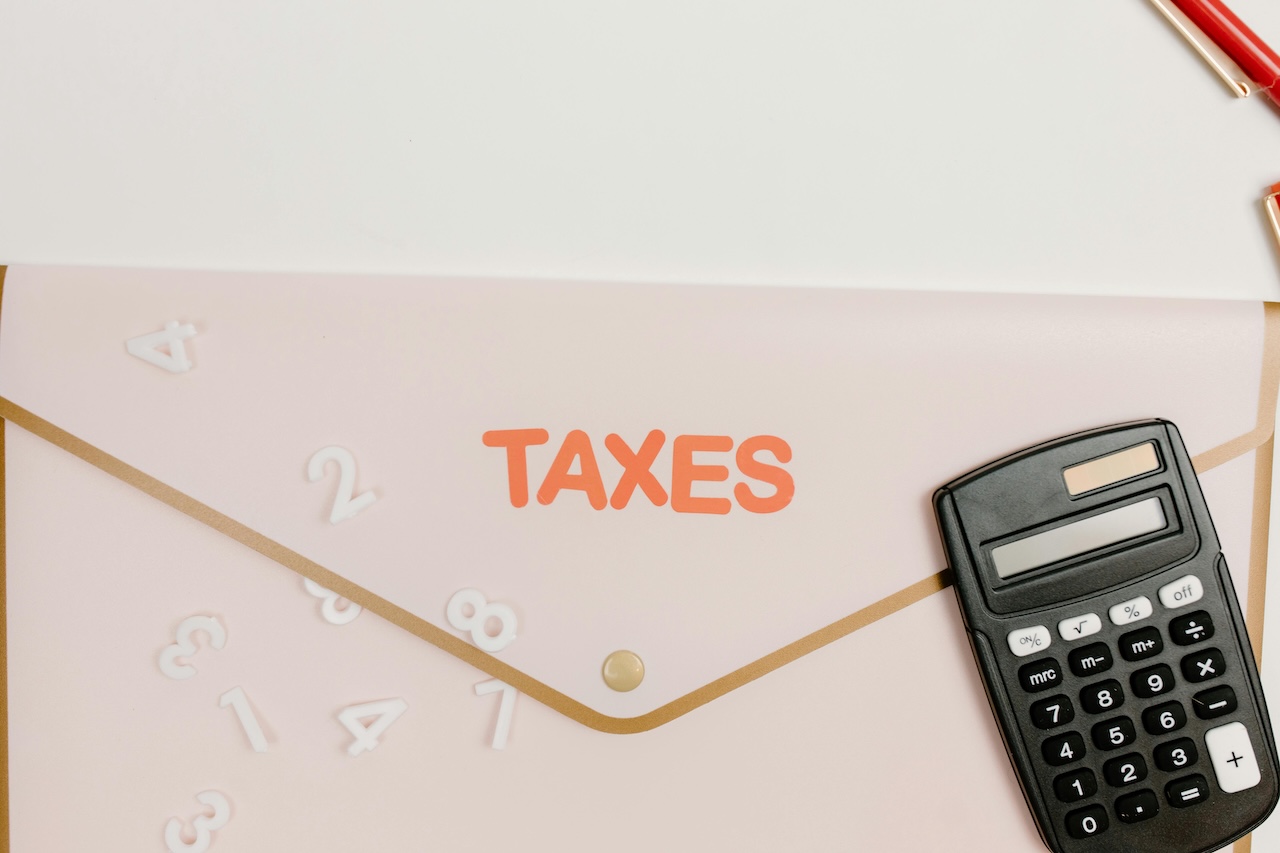 Tax Systems in Ukraine: Simplified vs General — Which One to Choose